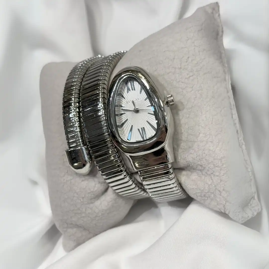 ساعة بولغري ستانلس ستيل فضية مع إطار فضي - القالب أبيض