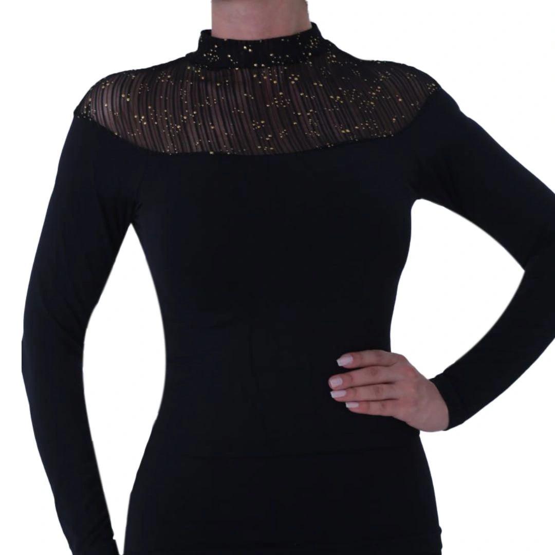 كنزة كم قبة وصدر ستراس موديل 4666 من سوليتير