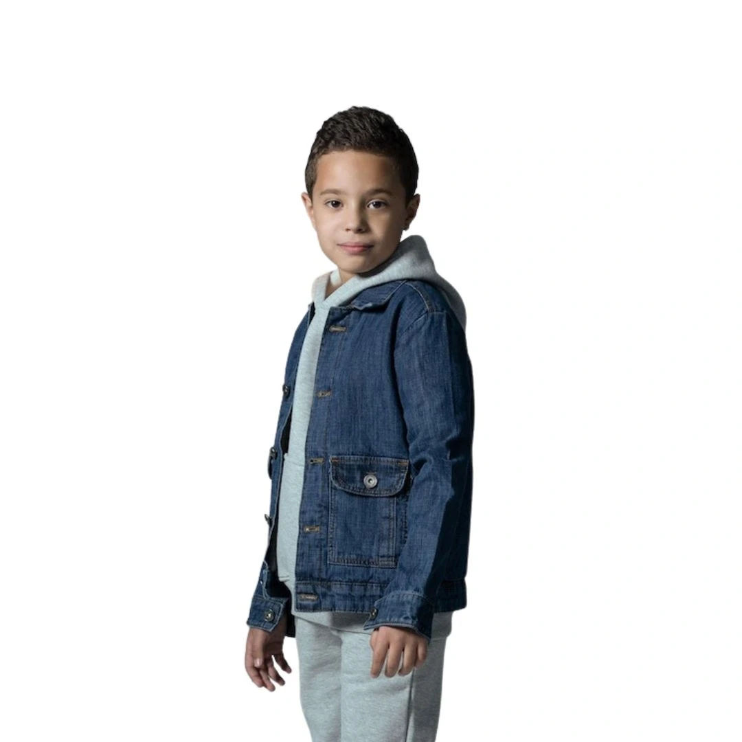 جاكيت جينز ولادي بأزرار ومبطن بالفرو