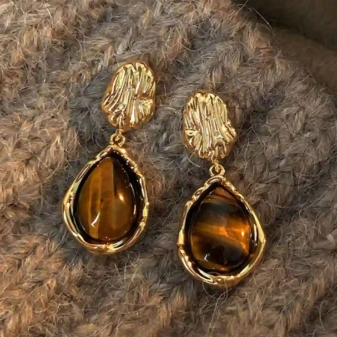 طقم أقراط كلاسيكية بلون بني - 3 أزواج