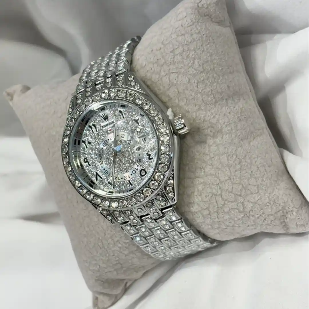 ساعة روليكس فضية مرصعة بالزيركون - قلب الساعة زيركون 
