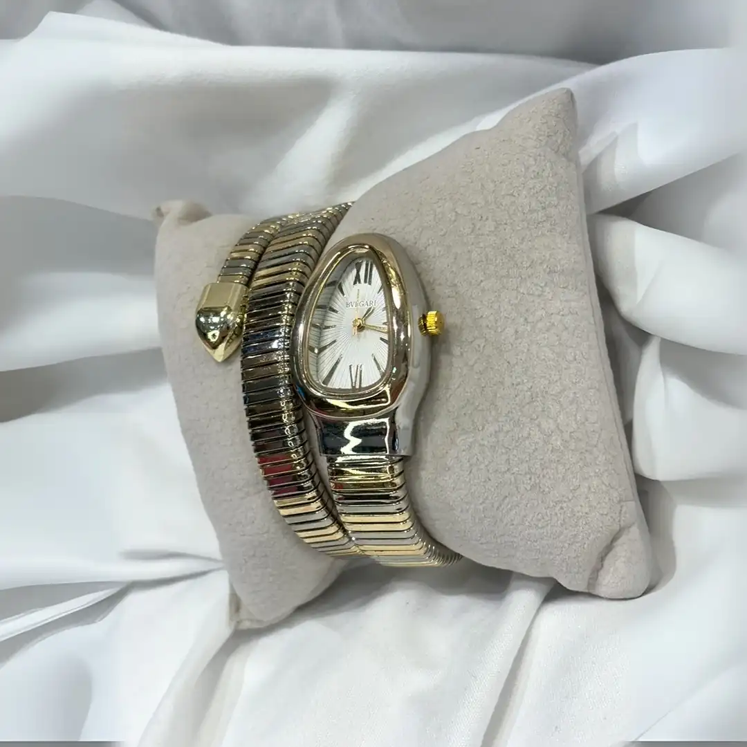 ساعة بولغري ستانلس ستيل فضي وذهبي - قلب الساعة أبيض