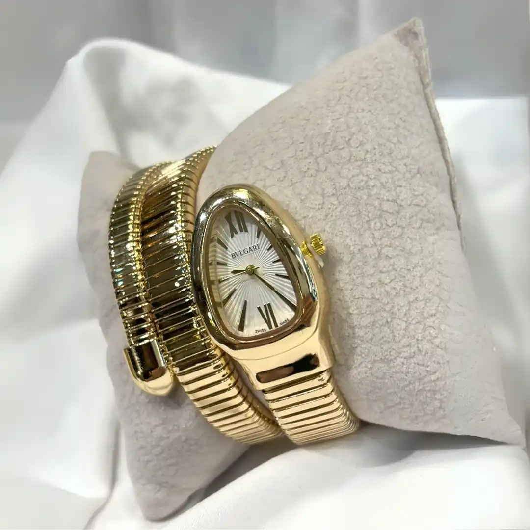  ساعة بولغري ستانلس ستيل ذهبي مع إطار ذهبي 