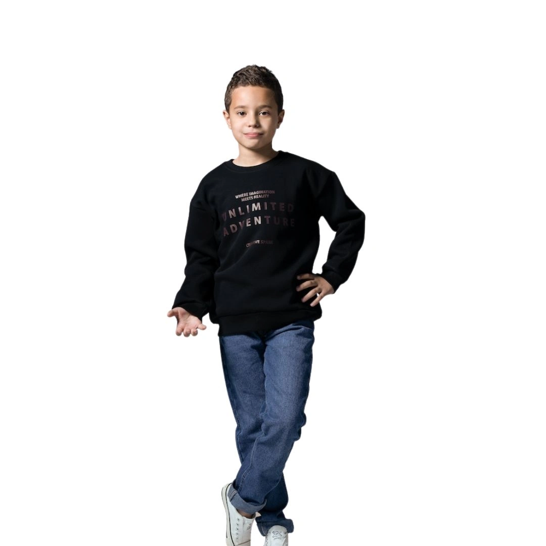 بلوزة صبياني شتوي صوف كبير الحجم بلون أسود