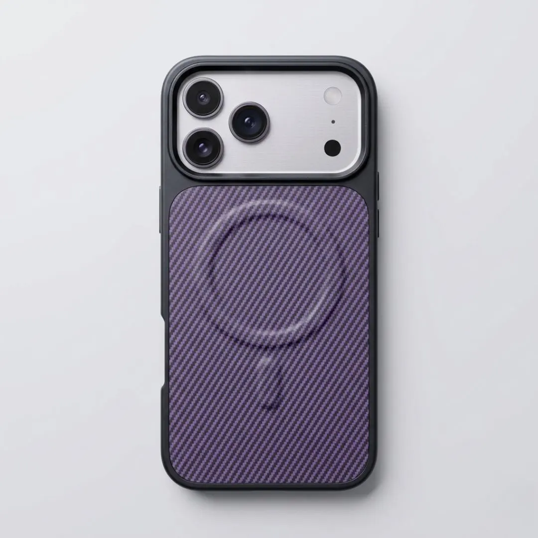 كفر آيفون كاربون فايبر بتصميم عصري وحماية متكاملة للكاميرا