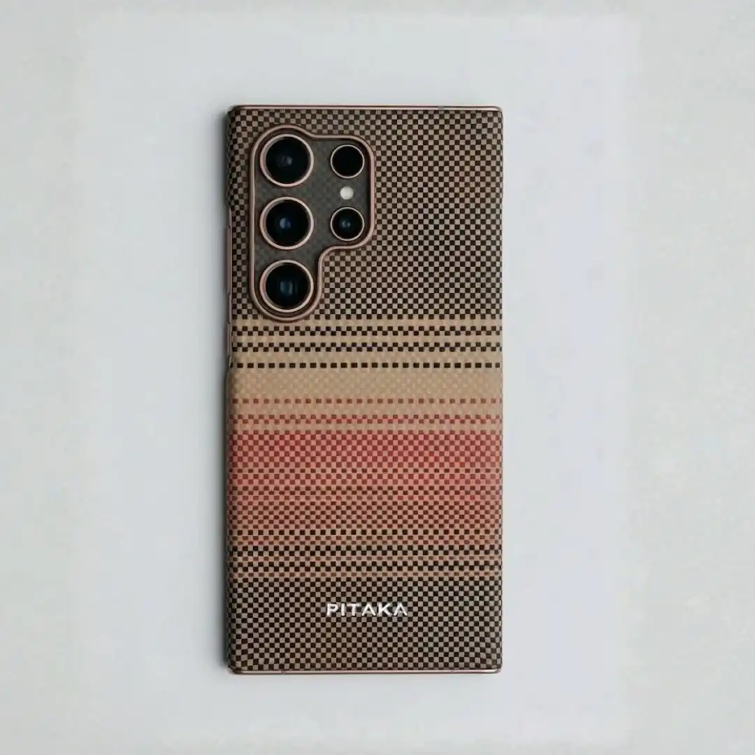 كفر هاتف كاربون فايبر ماركة بيتكا خفيفة الوزن